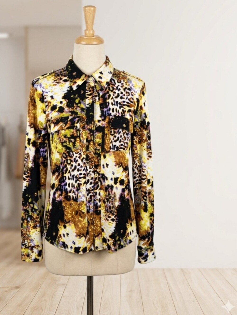 BCBGNAXAZRIA yellow leopard abstract Size Small Petites